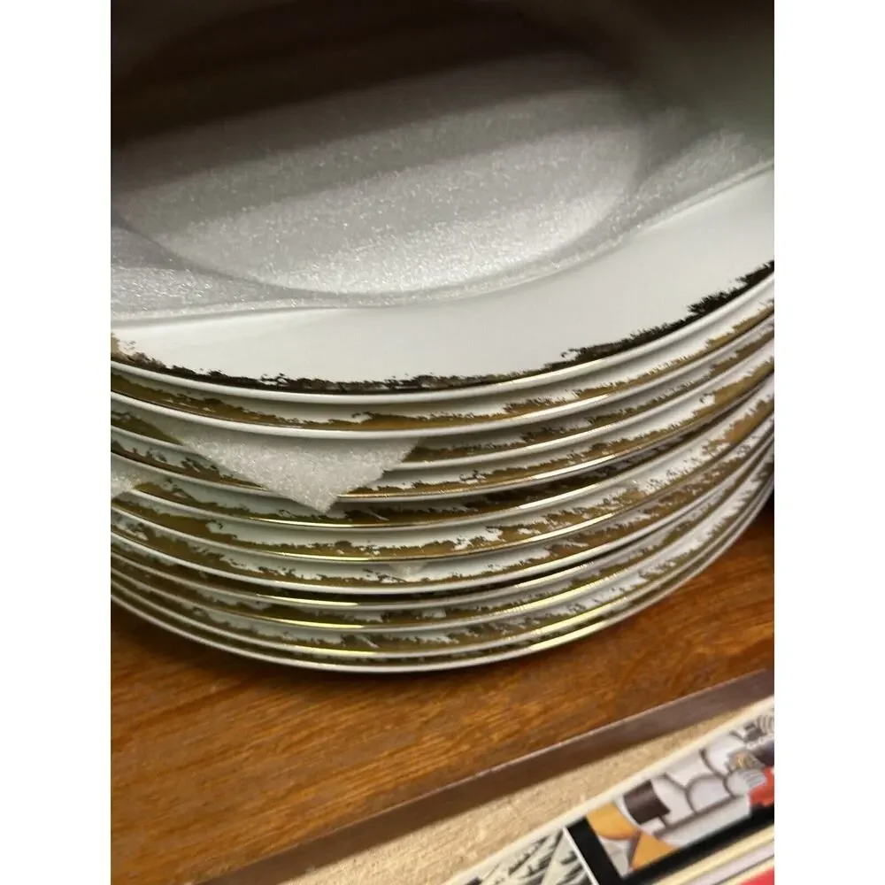 Lot of 12 The Cellar Made In Bangladesh White Dinner Plate With Gold Trim 10.25”